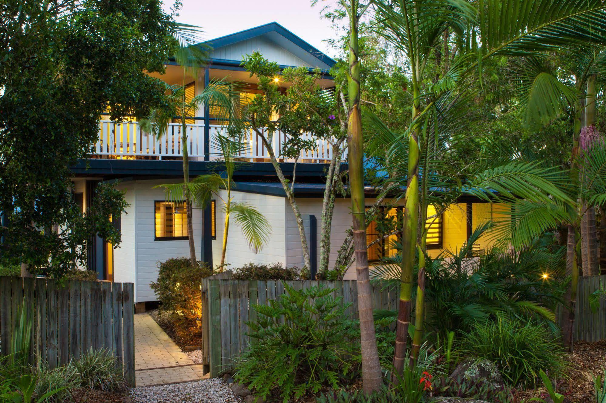 Cavvanbah Beach House Byron Bay Exterior photo